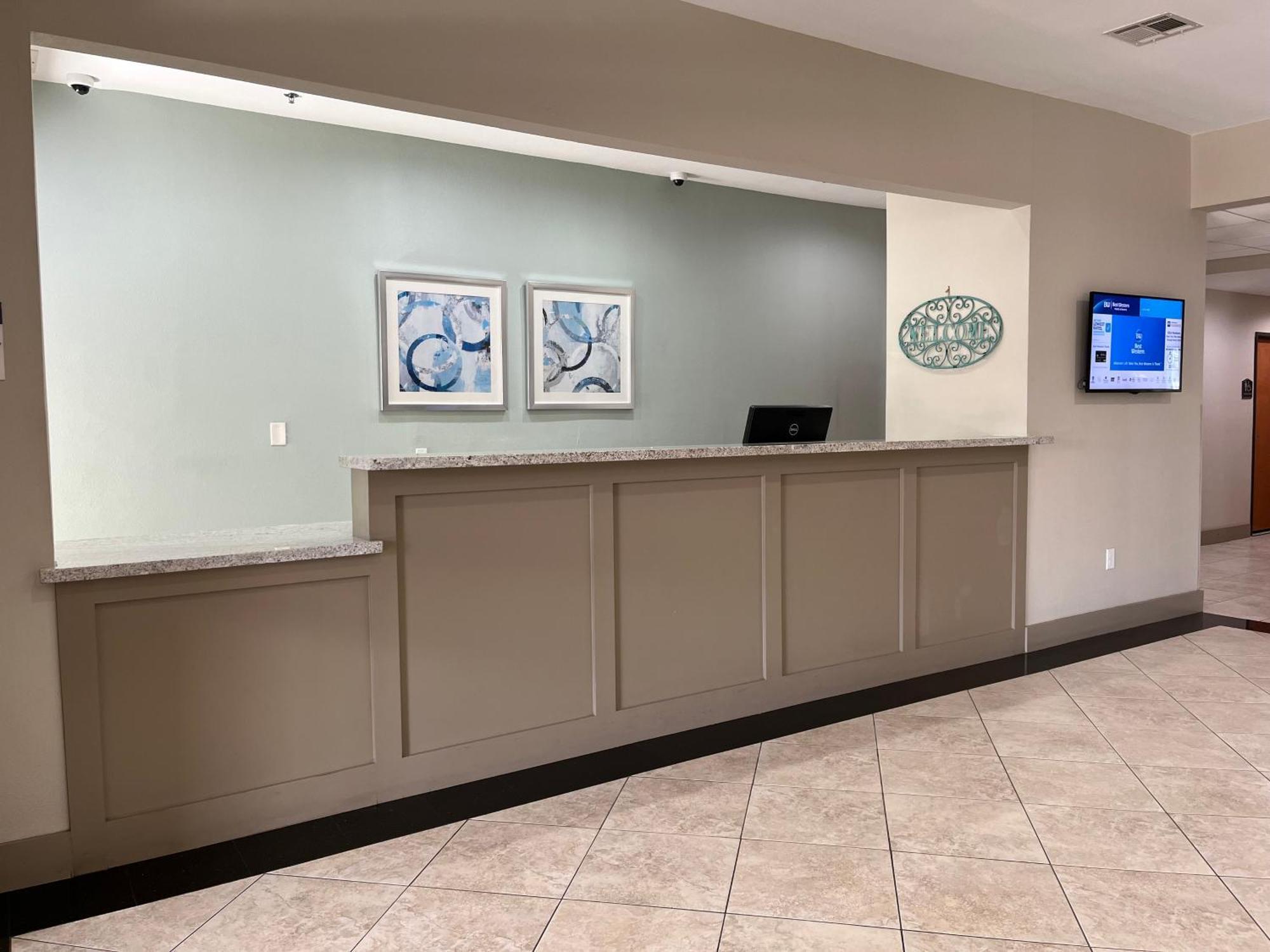 Best Western Inn & Suites Cleveland Exterior foto